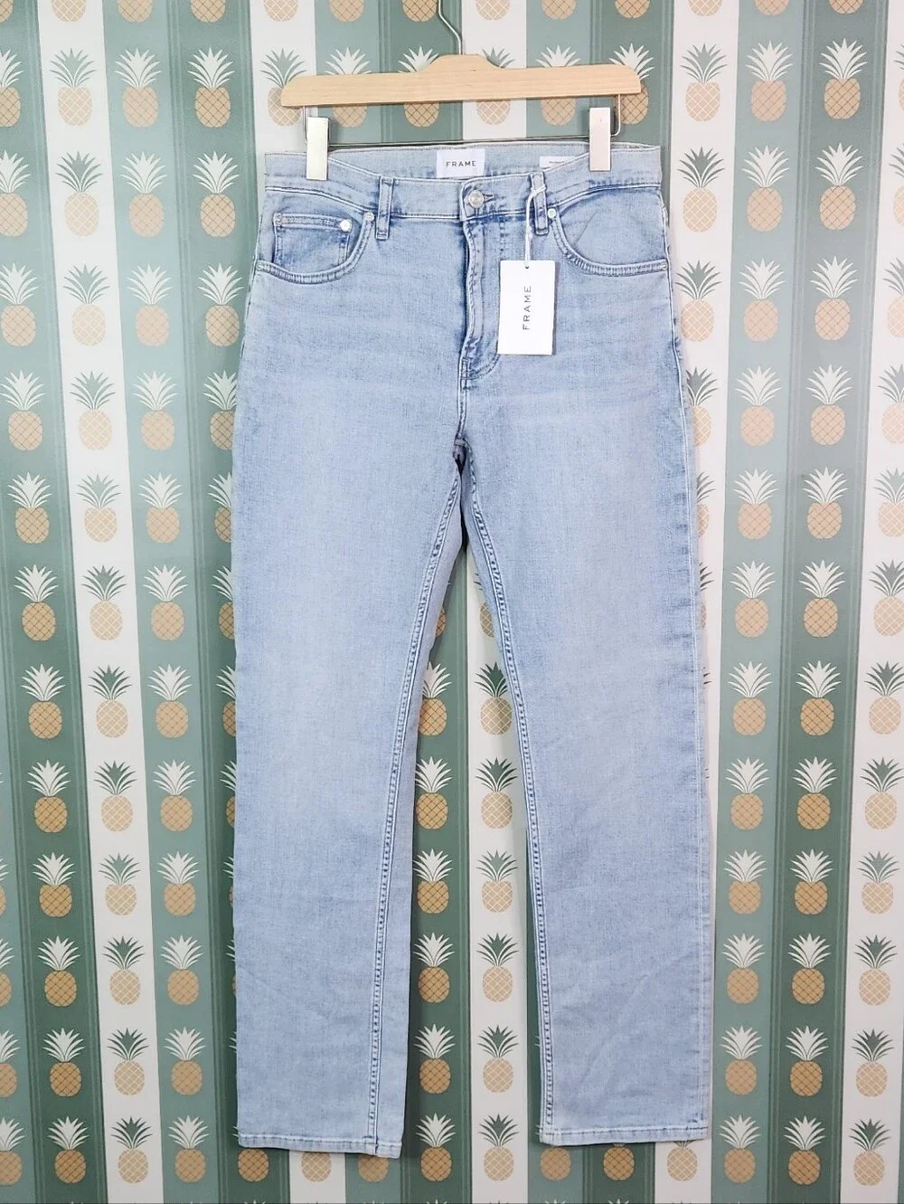 Frame Denim Light Wash Men's Modern Straight Jeans in Campo